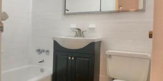 10 Lake Street Gallery 11