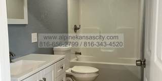 817 White Avenue Gallery 7