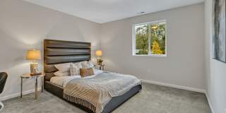 Award winning school district! 4 bedroom with RV and boat parking! Gallery 29
