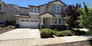Beautiful 4 Bedroom 3 Bath Brentwood Home With SOLAR Gallery 1