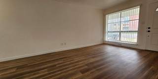 Lakewood Best Ever 3/2 Duplex All New Inside w/ Fenced Yard Gallery 7