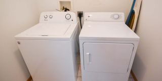 Hard to find end unit townhome with 2 car garage! Gallery 15