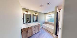 Beautifully Upgraded Home with Large Eat-In Kitchen And Spacious Primary Suite Gallery 13