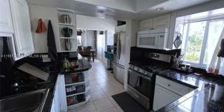 2040 NE 183rd St NORTH MIAMI BEACH, FL 33179 Gallery 17