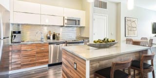 Per Sei at Pike and Rose Gallery 1