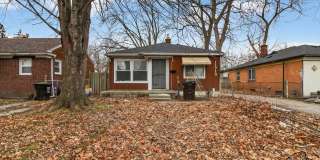 $1050 Charming 2 Bed Home Gallery 1