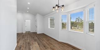 Designer Mid-City/Fairfax House + Studio | Dog Run & Private Orchard | 3-Car Parking Gallery 11
