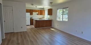 1033 Pacific Apartments Gallery 1
