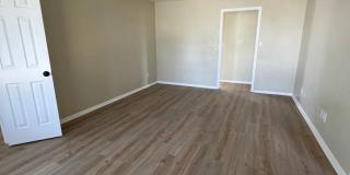 4 bed 1.5 Bath Gallery 3