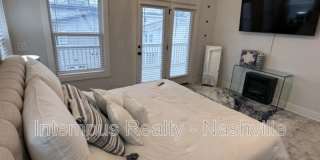 928 Southside Pl Gallery 23