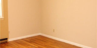 330 Kingsman Drive Gallery 11