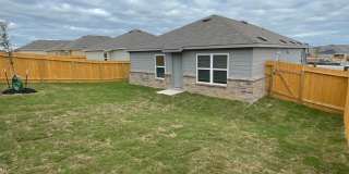 Now Pre-Leasing: Spacious 4-Bedroom, 2-Bath Home Available Soon Gallery 15