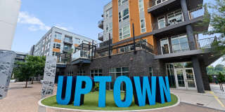 Uptown 550 Gallery 2