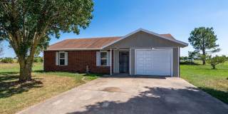 Culdesac Home on Over Half an Acre! Pet friendly and 6-12 month leases! Gallery 1
