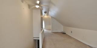 Large 4 Bedroom North Campus Townhouse - 1st house from High Street Gallery 19