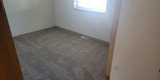 Nice 3 bedroom Duplex in the Valley Gallery 11