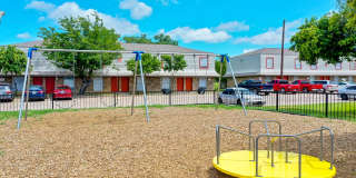 Las Lomas Apartments - Affordable Housing Gallery 4