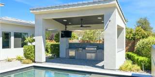 4222 Bronze Ridge Street Gallery 49