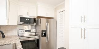 415 Parkdale DriveUnit 18C 415 Parkdale DriveUnit 18C Gallery 11