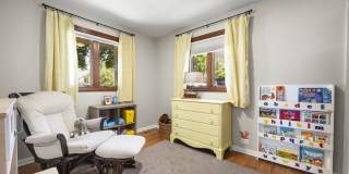 363 Marion Avenue Gallery 11