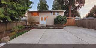 1209 Northeast 148th Street Gallery 1