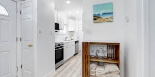 14 N Adams Ave Gallery 17