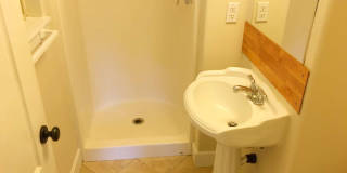 Spacious 4-Bedroom Home with Large Fenced Yard & Covered Patio Gallery 28