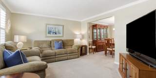 1522 POWELLS TAVERN Place Gallery 9