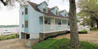 Waterfront Townhome in Central Niceville Gallery 1