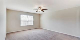 Room in 5 Bedroom Home at Green Birch Dr Gallery 6