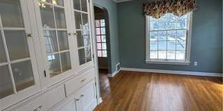 1579 Laclede Road Gallery 3