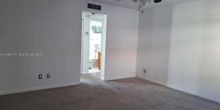 7910 Taft St Gallery 4