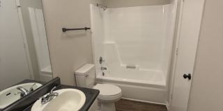 1232 Hamilton Dr. Gallery 10