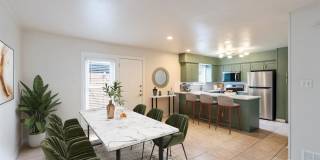 Remodeled townhouse - Available now! Gallery 10