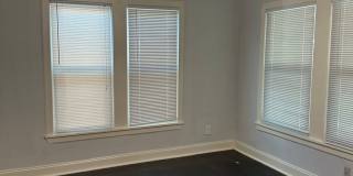 Charming 2BR House in San Antonio Gallery 11
