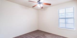 3 bed, 2 bath Condo - MOVE IN SPECIAL!!!! Gallery 9