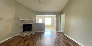 Adorable home, close to the casinos! Country living! Gallery 4
