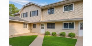 Great 2 Bedroom, 2 Bathroom Side by Side Townhome Unit Available in Coon Rapids - WON'T LAST LONG Gallery 1