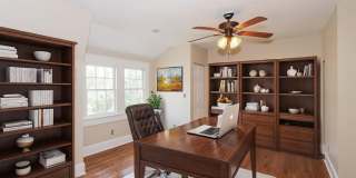 3 bed / 2 bath ~ Just minutes from CofC and MUSC Gallery 17