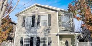 Spacious 3 Bed + Bonus Room in Desirable Charter Pointe Community Gallery 1