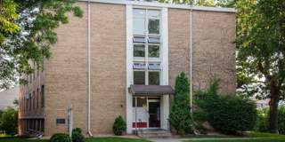 Campus Apartments 700-727 University SE Gallery 1