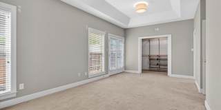 7002 Tulane Avenue Gallery 12