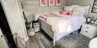 1302 Hunter - 7 Bed/2 Bath - Renovated! Gallery 18