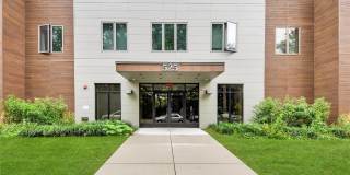 525 N MACQUESTEN PARKWAY Gallery 20