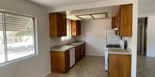 Charming Joshua Tree Village Home Gallery 6