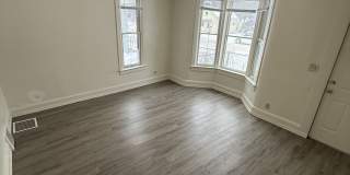 74 Jessamine Ave. W Gallery 1