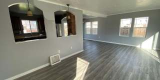 Beautifully Updated 4-Bedroom Home in the Heart of Richland Gallery 11