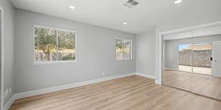 2340 E Isabella Avenue Gallery 10