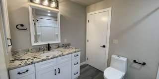 Newly Remodeled 2 Bed 1.5 Bath Home will Large Oversized 2-Stall Garage! Gallery 12