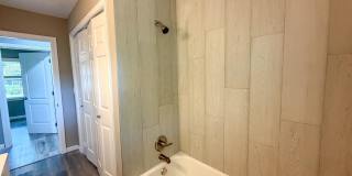 1815 Hallmark Dr Gallery 22